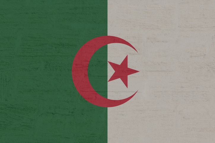 PSA signe un accord pour produire 75 000 véhicules/an en Algérie
