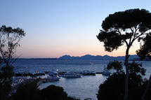 Antibes : entre Histoire et traditions…