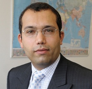 Tamym Abdessemed : « La co-formation avec les entreprises conjuguée à une recherche soutenue constitue la clé de l’excellence renouvelée des cursus français en management » Tamym Abdessemed : « La co-formation avec les entreprises conjuguée à une recherche soutenue constitue la clé de l’excellence renouvelée des cursus français en management »