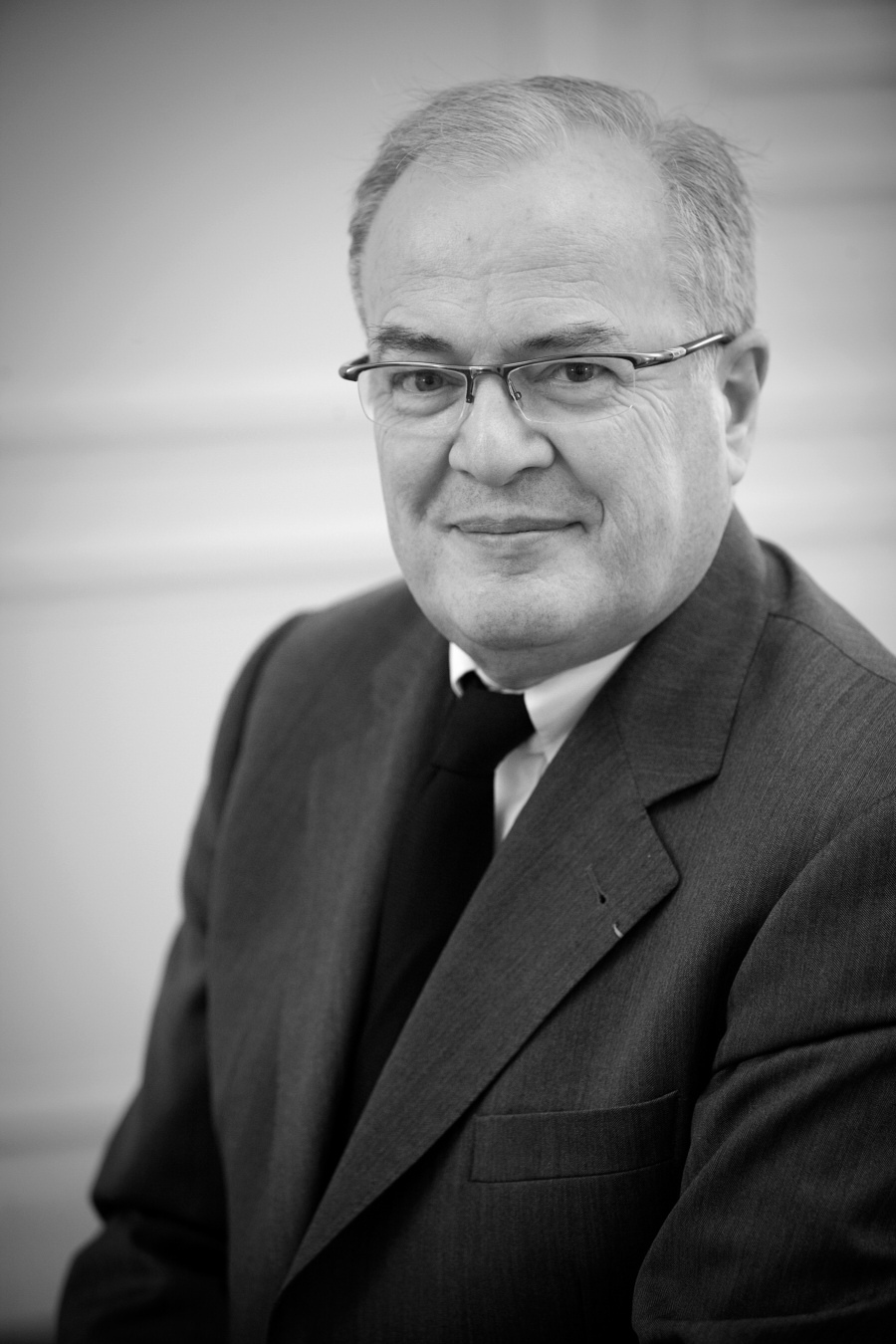 Rencontre avec Christian Pierret : pour une politique industrielle entreprenante Rencontre avec Christian Pierret : pour une politique industrielle entreprenante