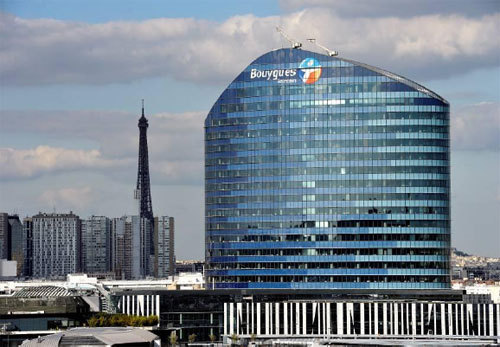 (Bouygues Télécom) (Bouygues Télécom)