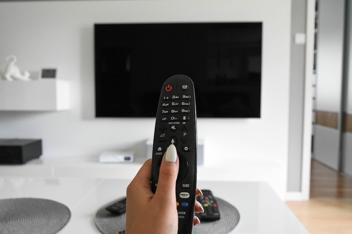 Licenciements : après l'arrêt de C8, Canal+ met le cap vers Londres Licenciements : après l'arrêt de C8, Canal+ met le cap vers Londres