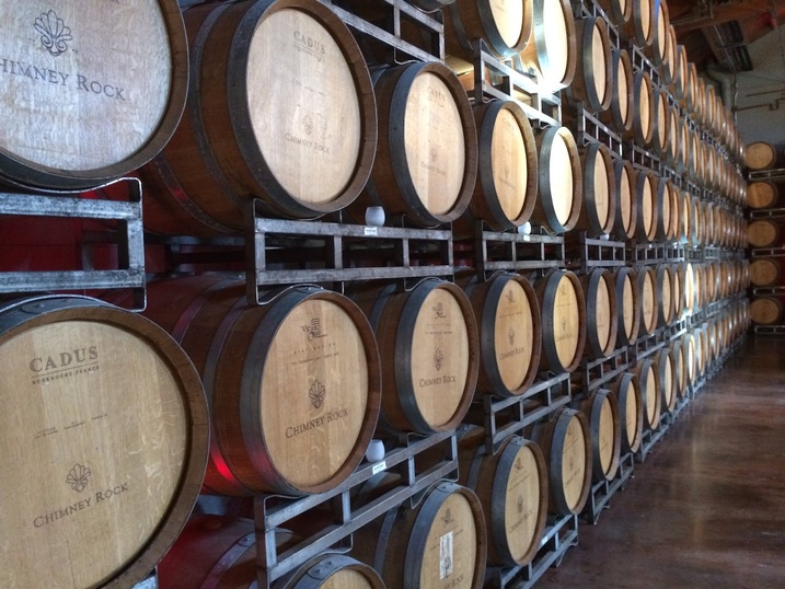 Guerre commerciale : la menace des droits de douane de Trump sur le vin français Guerre commerciale : la menace des droits de douane de Trump sur le vin français