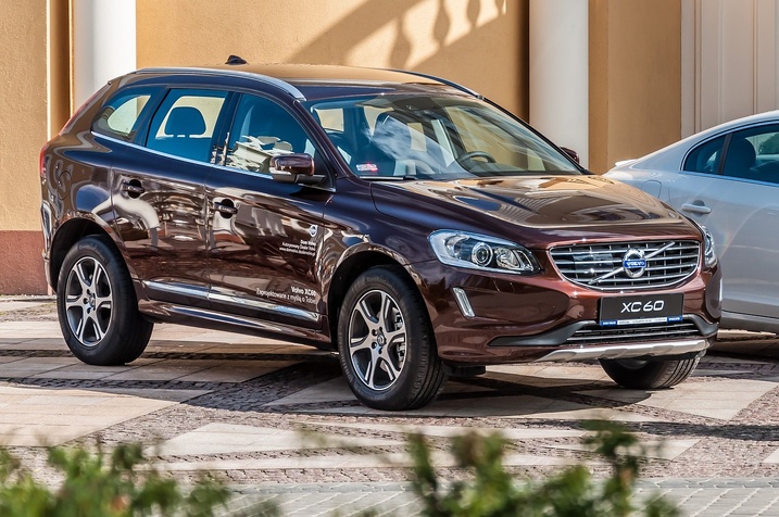 Volvo plie sous les droits de douane américains : un milliard d’euros envolé