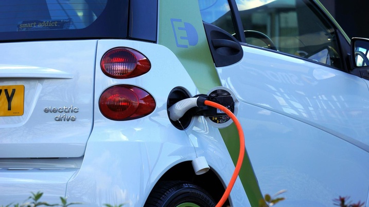 Voitures électriques : le leasing social confronté à une baisse de recettes en 2025 Voitures électriques : le leasing social confronté à une baisse de recettes en 2025