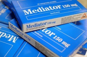 L’affaire du Médiator, le scandale sanitaire qui a ébranlé la confiance des patients à l’égard du monde médical L’affaire du Médiator, le scandale sanitaire qui a ébranlé la confiance des patients à l’égard du monde médical