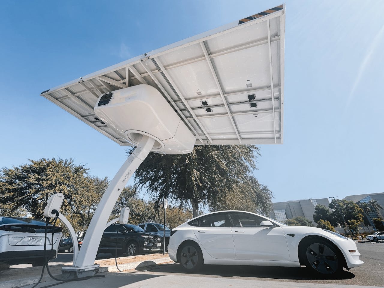 Stellantis accélère avec ses batteries IBIS et FEST pour renforcer sa compétitivité