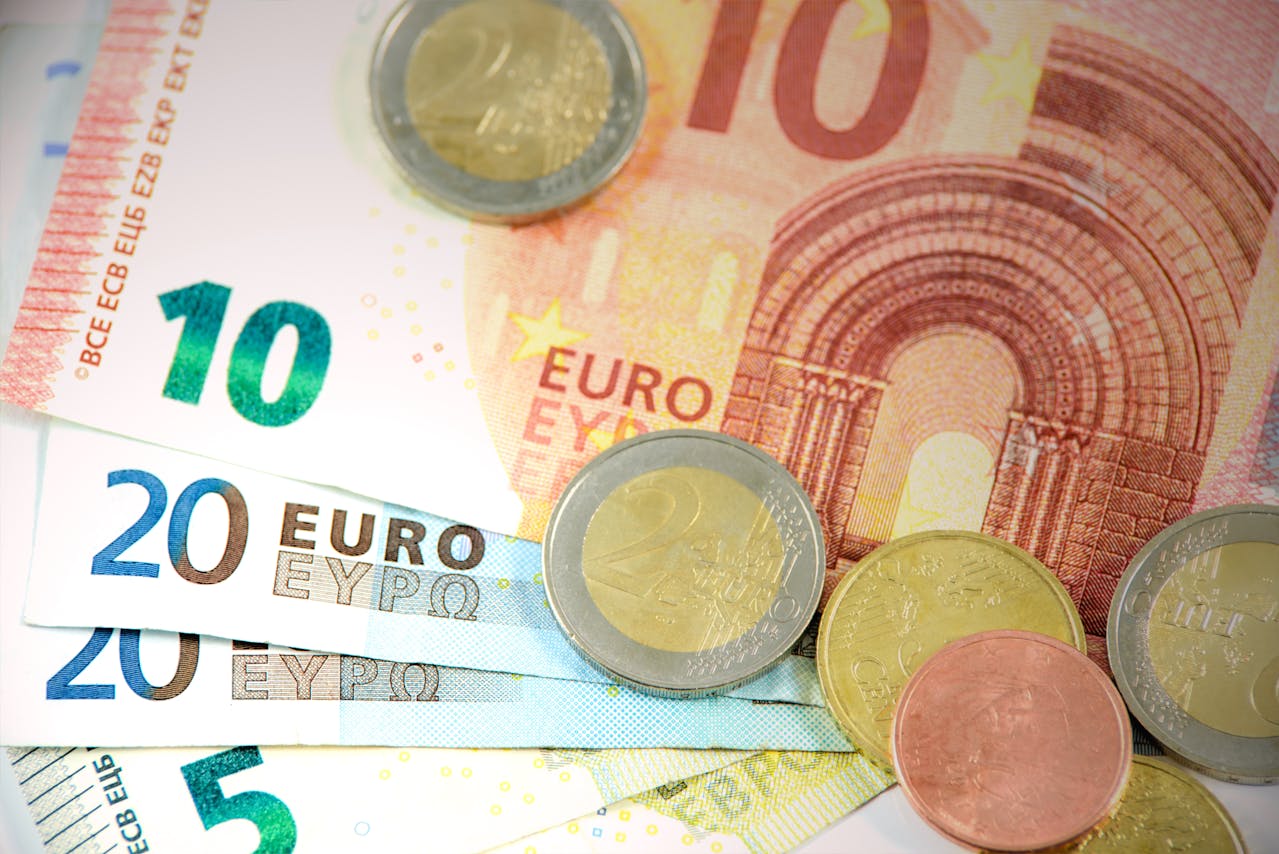 PIB, croissance française et révision à la baisse : l'économie tricolore dans l'impasse