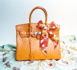 Hermès va créer 200 emplois et inaugure deux nouveaux sites de production français Hermès va créer 200 emplois et inaugure deux nouveaux sites de production français