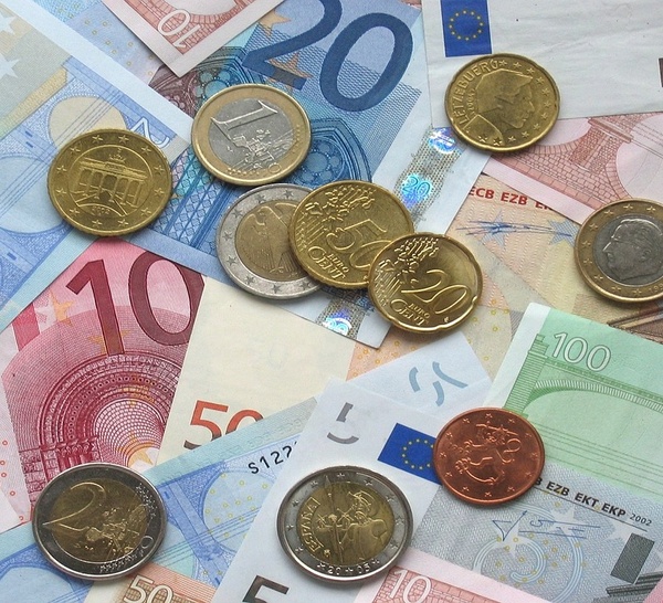 La note de la dette française reste menacée de dégradation