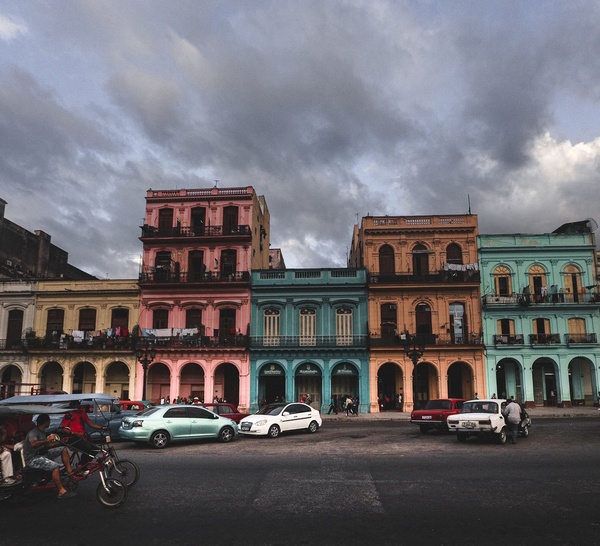 Cuba s’ouvre au privé : eldorado impossible ou marché frontière à haut risque ?